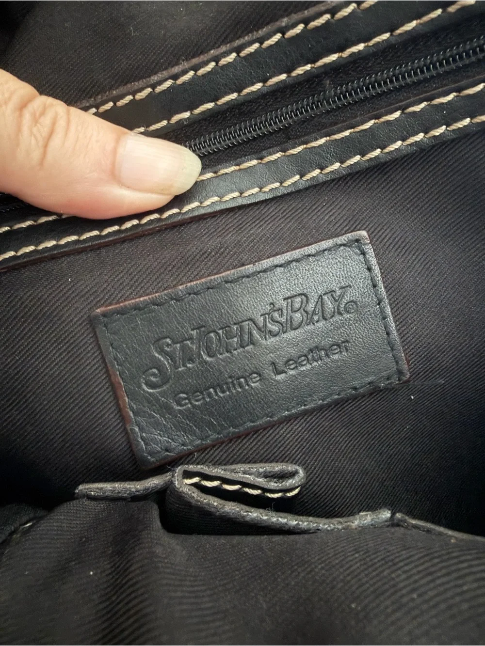 St John’s Bay Vintage Black Genuine Leather Backpack Purse Y2K 90s minimalist